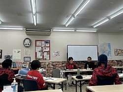 定期的な勉強会&社内研修